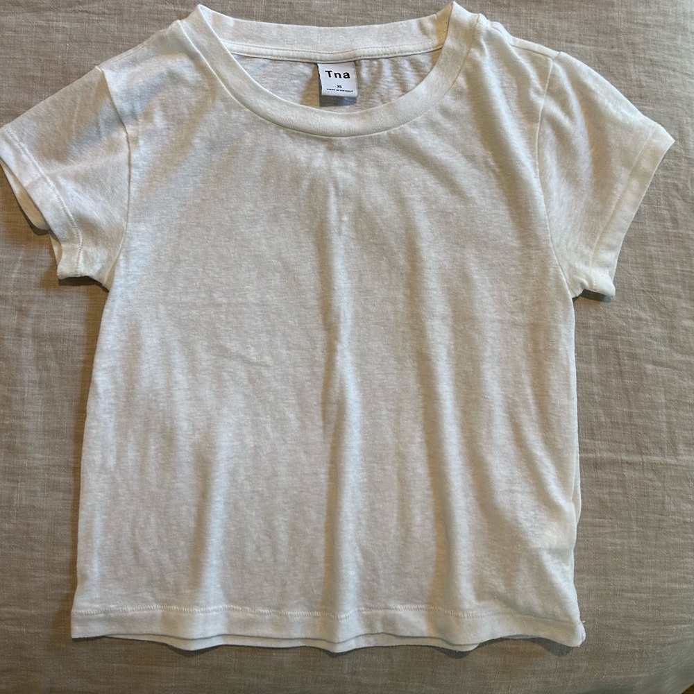 ARITZIA TEE